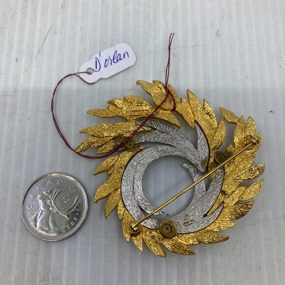 Vtg D'ORLAN pave rhinestone gold  brooch - Picture 2 of 2